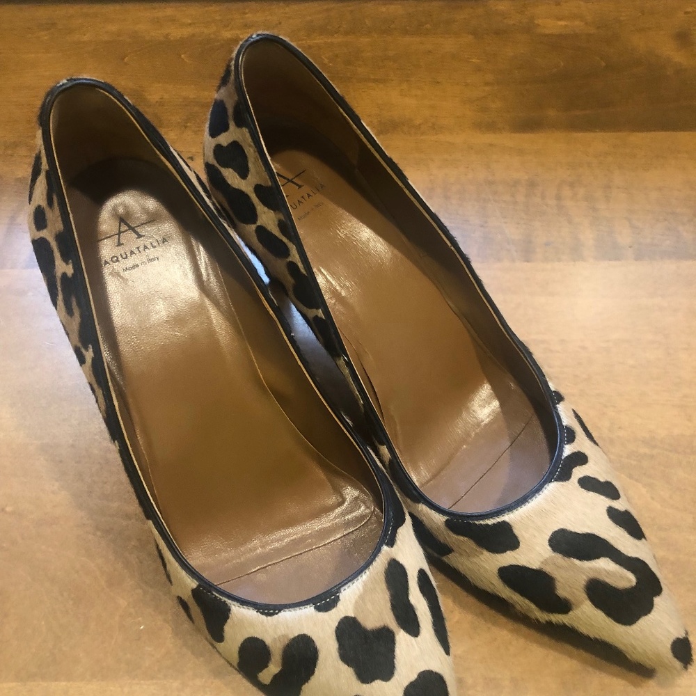 Suede pumps